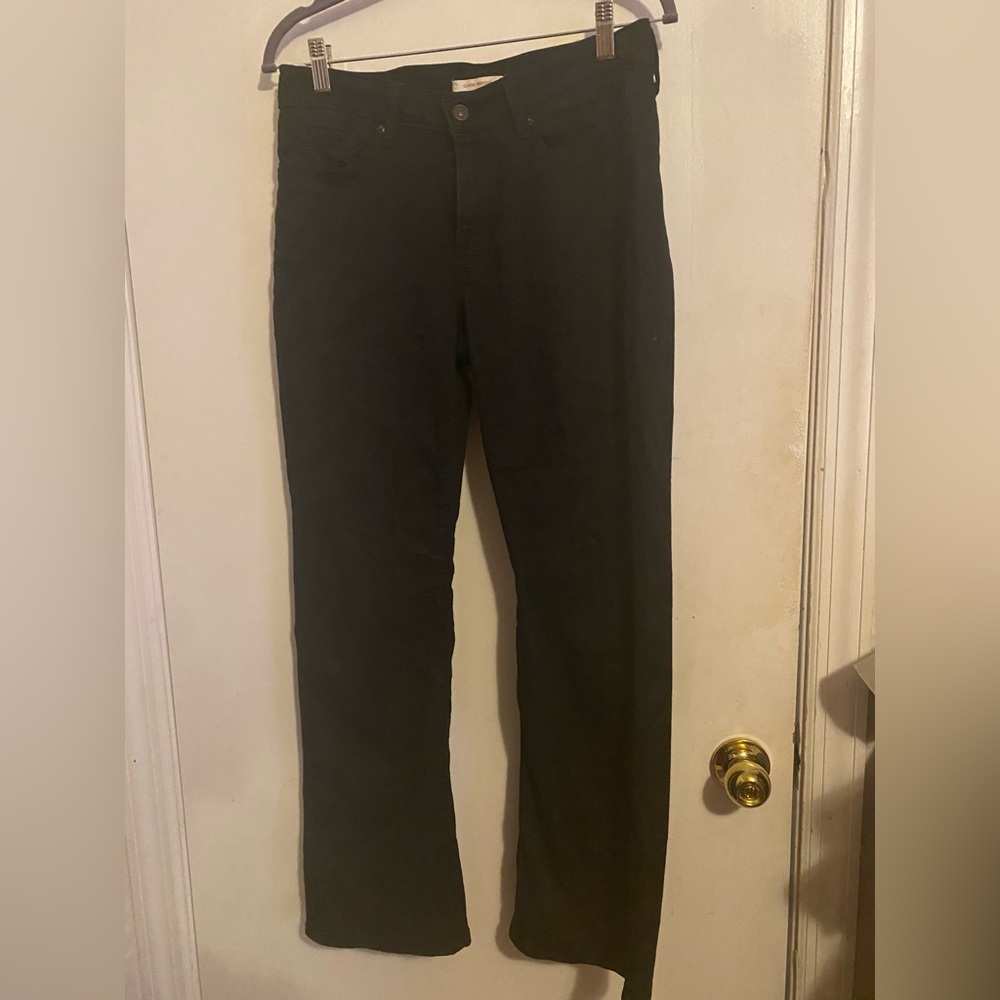Levi's black boot cut jeans waist 29 size 8. Excellent condition